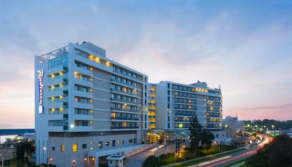 هتل رادیسون بلو ریزورت اند کنگرس سنتر